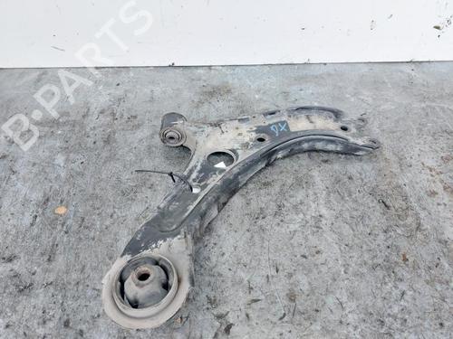 Used Right front suspension arm KIA SPORTAGE IV (QL, QLE) 1.7 CRDi (116 hp) 30802148