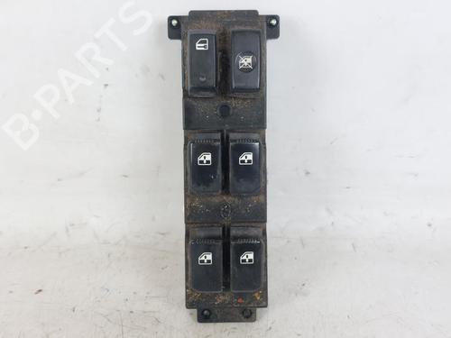 Used Left front window switch HYUNDAI SANTA FÉ II (CM) 2.2 CRDi (155 hp) 22754508