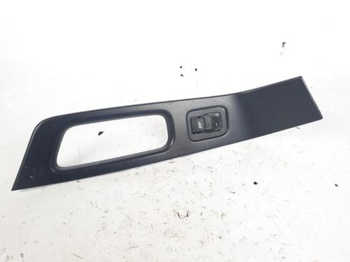 Used Left front window switch VOLVO V60 I (155) D2 (120 hp) 15154746