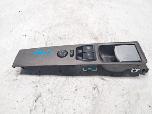 Used Left front window switch Left front window switch LANCIA MUSA (350_) 1.3 D Multijet (350.AXB11, 350.AXB1A) (70 hp) 33194298 33194298