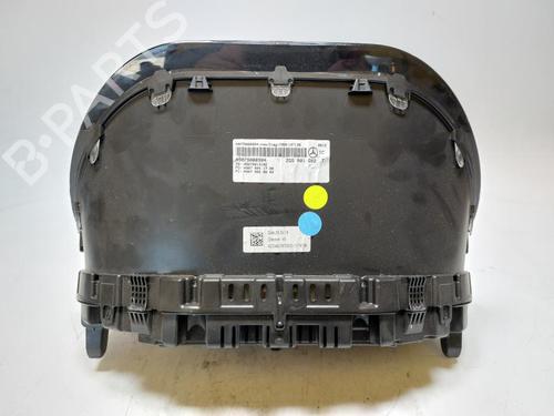 Zestaw wskaźników / Licznik MERCEDES-BENZ SPRINTER 3,5-t Platform/Chassis (B907, B910) 314 CDI (910.131, 910.133, 910.030) | BP30801866C47 