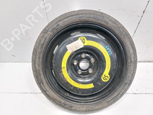 Używane Zestaw narzędzi / podnośnik AUDI A3 (8P1) 2.0 TDI 16V (140 hp) 30802790