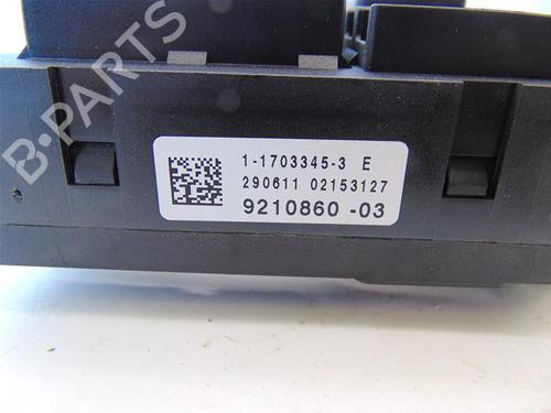 Fuse box BMW X3 (F25) xDrive 20 d | BP15143196E1