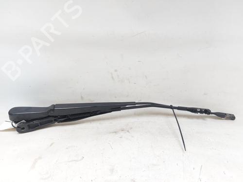 Front windshield wiper arm MERCEDES-BENZ A-CLASS (W177) A 180 d (177.010) | BP28618684C143 
