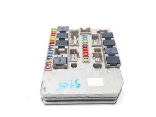 Sikringsdåse RENAULT CLIO III (BR0/1, CR0/1) 1.2 16V Hi-Flex (BR1U, CR1U) (75 hp) 30531177