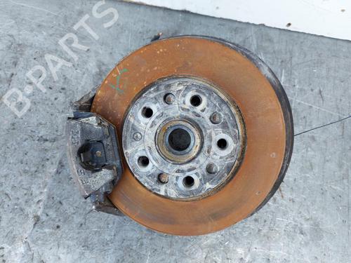 Used Left front steering knuckle Left front steering knuckle VW GOLF VI (5K1) 1.6 BiFuel (102 hp) 15175064 15175064