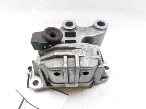 Used Engine mount FIAT 500X (334_) 1.6 (334AXE1A) (110 hp) 28618845
