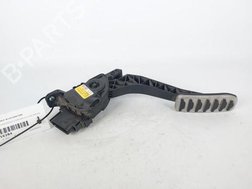 Used Pedal Pedal 20502176 20502176