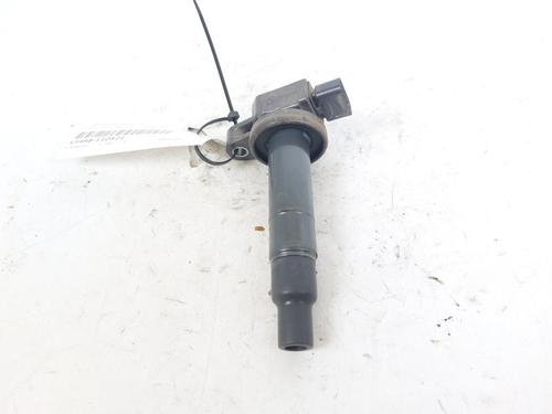 Used Ignition coil TOYOTA YARIS (_P13_) 1.5 Hybrid (NHP130_, NHP130) (101 hp) 19426896