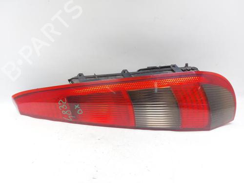 Used Right taillight FORD FIESTA V (JH_, JD_) 1.4 TDCi (68 hp) 29584319