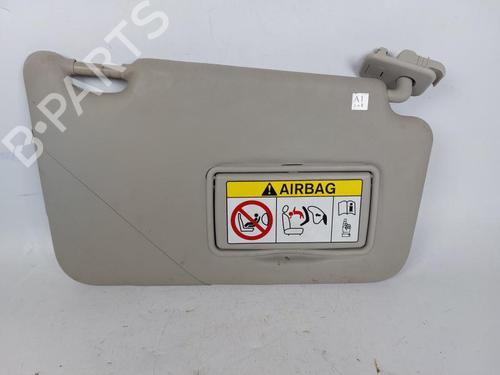 Used Right sun visor Right sun visor 18067106 18067106