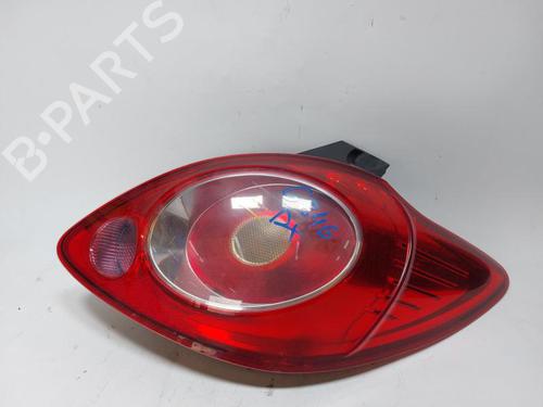 Feu arrière droit FORD KA (RU8) 1.2 (69 hp) 33198201