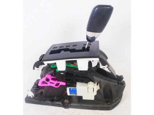 Used Gear lever DODGE JOURNEY 2.0 CRD (140 hp) 15150318