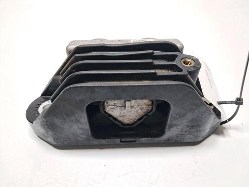 Used Gearbox mount Gearbox mount FIAT 500X (334_) 1.3 D Multijet (334AXH1A) (95 hp) 33196393 33196393