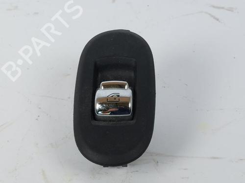 Used Right front window switch Right front window switch 15892236 15892236