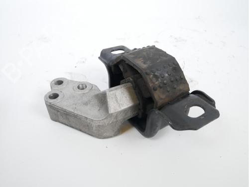 Used Engine mount SMART FORTWO Coupe (451) 1.0 (451.331, 451.380) (71 hp) 15148957
