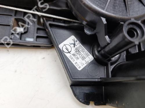 Left rear window motor OPEL CORSA F (P2JO) 1.2 (68) | BP28374434E23 - Image 3
