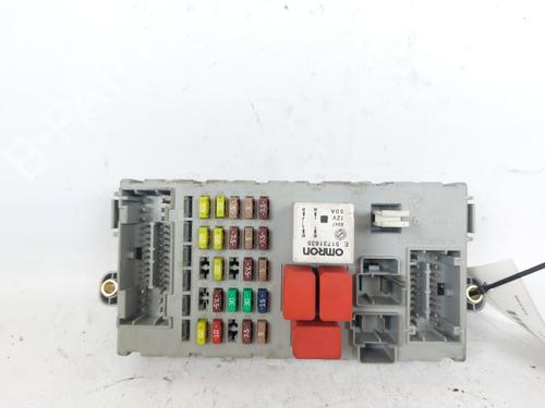 Used Fuse box Fuse box LANCIA DELTA III (844_) 1.6 D Multijet (844.AXC11, 844.AXC1A) (120 hp) 17765865 17765865