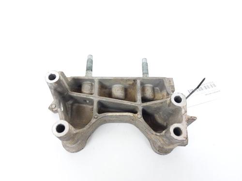 Used Engine mount Engine mount 17203585 17203585