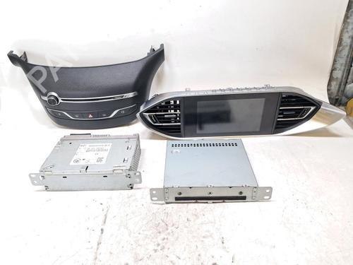 Used Electronic module Electronic module PEUGEOT 308 II (LB_, LP_, LW_, LH_, L3_) 1.6 BlueHDi 120 (120 hp) 33195428 33195428