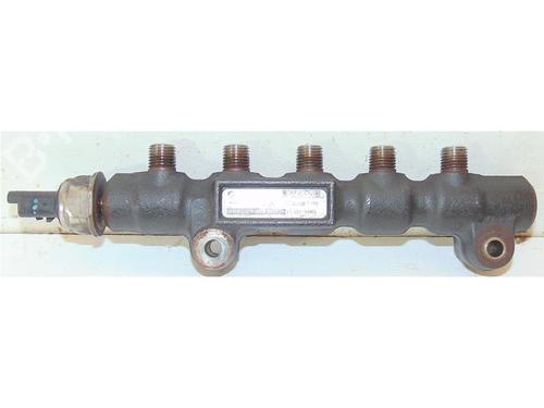 Used Injection rail Injection rail CITROËN C4 Grand Picasso I (UA_) 1.6 HDi (109 hp) 15143296 15143296