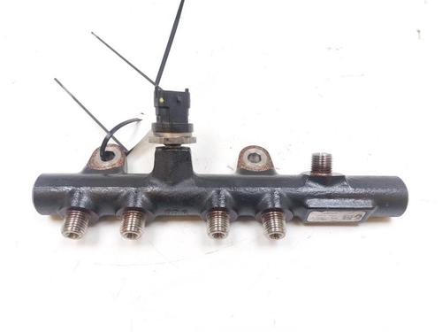 Used Injection rail Injection rail 29584205 29584205