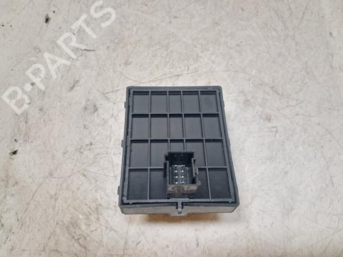 Left front window switch FIAT DOBLO Cargo (263_) 1.6 D Multijet (263WXD1B, 263WXR1B, 263WXX1B, 263ZXD1B,... | BP39738861I27 - Image 5