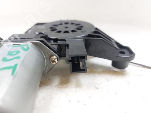 Left rear window motor MERCEDES-BENZ A-CLASS (W177) A 180 d (177.010) | BP28618728E23 - Image 2