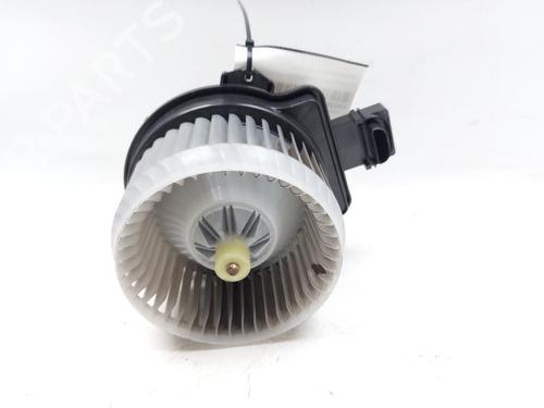 Used Heater blower motor Heater blower motor SUZUKI S-CROSS 1.4 Smart Hybrid (AKP414) (129 hp) 28374352 28374352