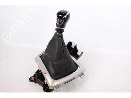 Selector da caixa NISSAN QASHQAI II (J11, J11_) 1.5 dCi (110 hp) 15160611