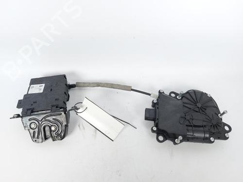 other-jaguar-f-pace-x761-20-d165-mhev-cpla442a66ae-2015-15166250 main image