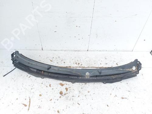 grille-suzuki-baleno-fw-ew-2016-27732260 main image