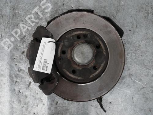 Used Left front steering knuckle Left front steering knuckle MERCEDES-BENZ C-CLASS (W203) C 220 CDI (203.006, 203.008) (143 hp) 15139127 15139127