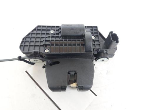 Used Tailgate lock PEUGEOT 208 II (UB_, UP_, UW_, UJ_) 1.2 PureTech 100 (101 hp) 23947549