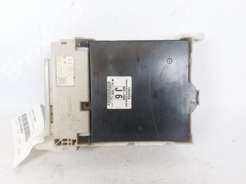 Used Fuse box TOYOTA IQ (_J1_) 1.0 (KGJ10_, KGJ10R) (68 hp) 15176266