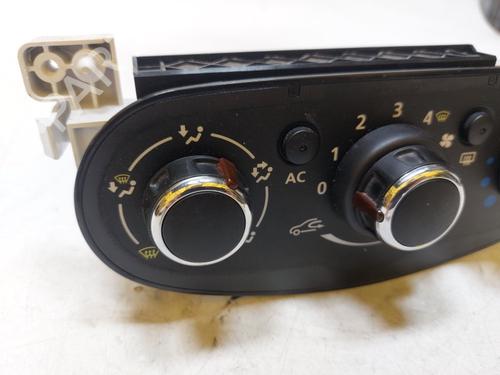 Climate control DACIA DUSTER (HS_) 1.5 dCi (HSAJ) | BP37602229I5 - Image 3