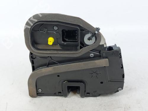 Venstre foran lås OPEL ASTRA K Sports Tourer (B16) 1.4 CNG (35) (110 hp) 15163128