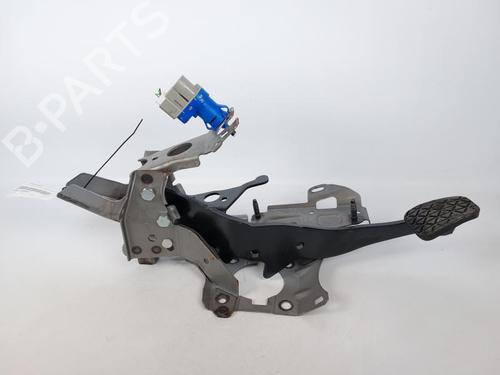 Used Pedal Pedal 15169408 15169408