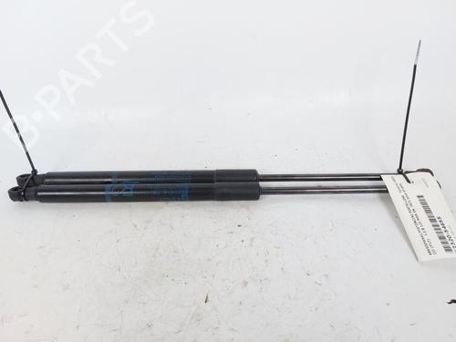 Used Tailgate lift support TOYOTA YARIS (_P13_) 1.0 (KSP130_, KSP130) (69 hp) 15161027