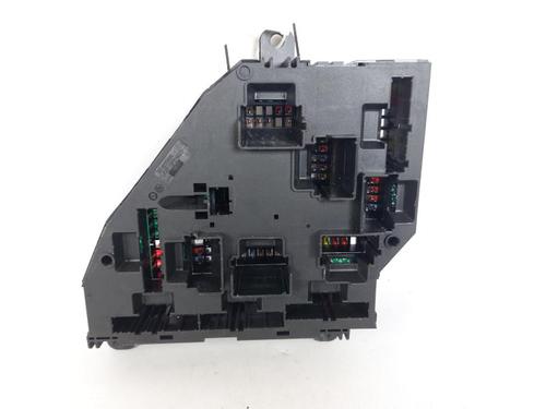 Fuse box BMW 5 Touring (F11) 525 d xDrive | BP15168006E1