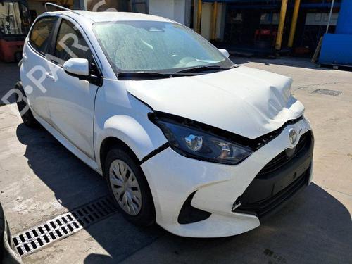 Brugte TOYOTA YARIS (_P21_, _PA1_, _PH1_)  1.5 Hybrid (MXPH10, MXPH11)  4568089