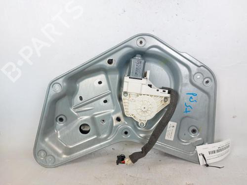 Used Left rear window motor SKODA YETI (5L) 2.0 TDI (110 hp) 18152471