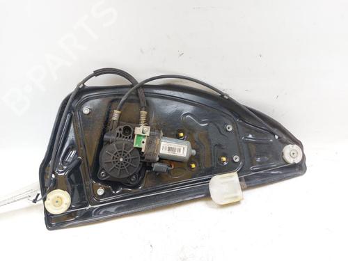 Used Left rear window motor Left rear window motor LAND ROVER FREELANDER 2 (L359) 2.2 TD4 4x4 (160 hp) 26672246 26672246