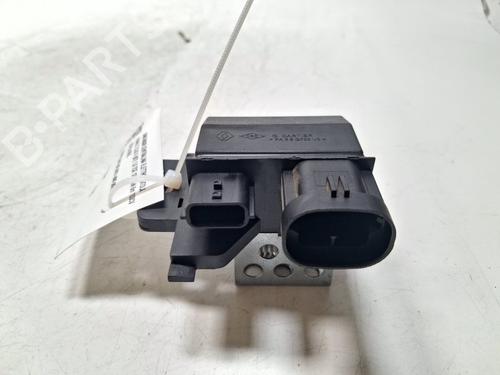 Used Radiator fan Radiator fan RENAULT CLIO V (B7_) 1.0 TCe 90 (B7MT) (91 hp) 39911422 39911422