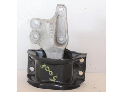 Used Engine mount Engine mount PEUGEOT 5008 (0U_, 0E_) 2.0 HDi 150 / BlueHDi 150 (150 hp) 15142879 15142879
