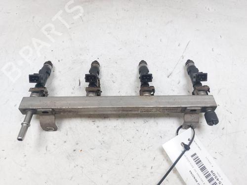 Used Injector OPEL CORSA D (S07) 1.2 (L08, L68) (86 hp) 28689510