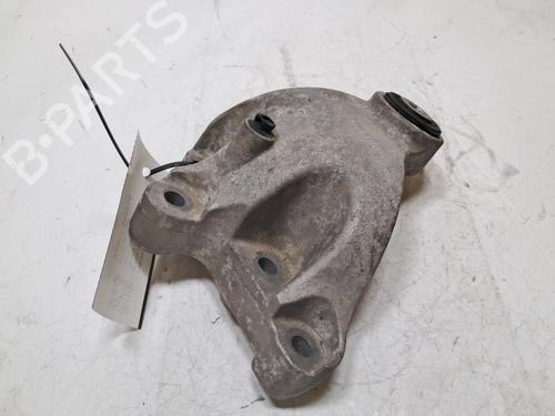 Used Engine mount Engine mount MERCEDES-BENZ A-CLASS (W176) A 200 CDI / d (176.008) (136 hp) 33196521 33196521