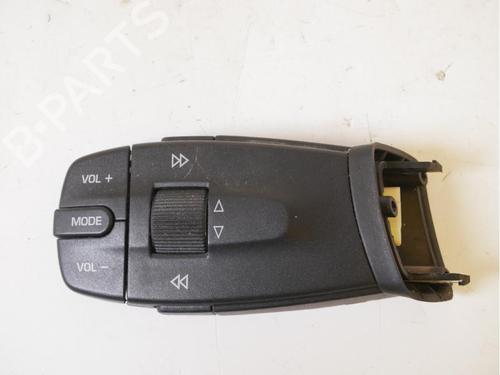 Used Steering column stalk SEAT IBIZA III (6L1) 1.6 16V (105 hp) 15149967