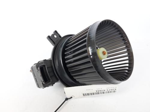 Used Heater blower motor Heater blower motor 15167773 15167773