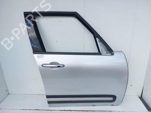 right-front-door-fiat-500l-351_-352_-2012-33613508 main image
